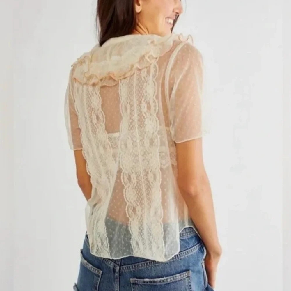 Free People Elegant Cream Lace Ruffle Top S - Picture 9 of 16